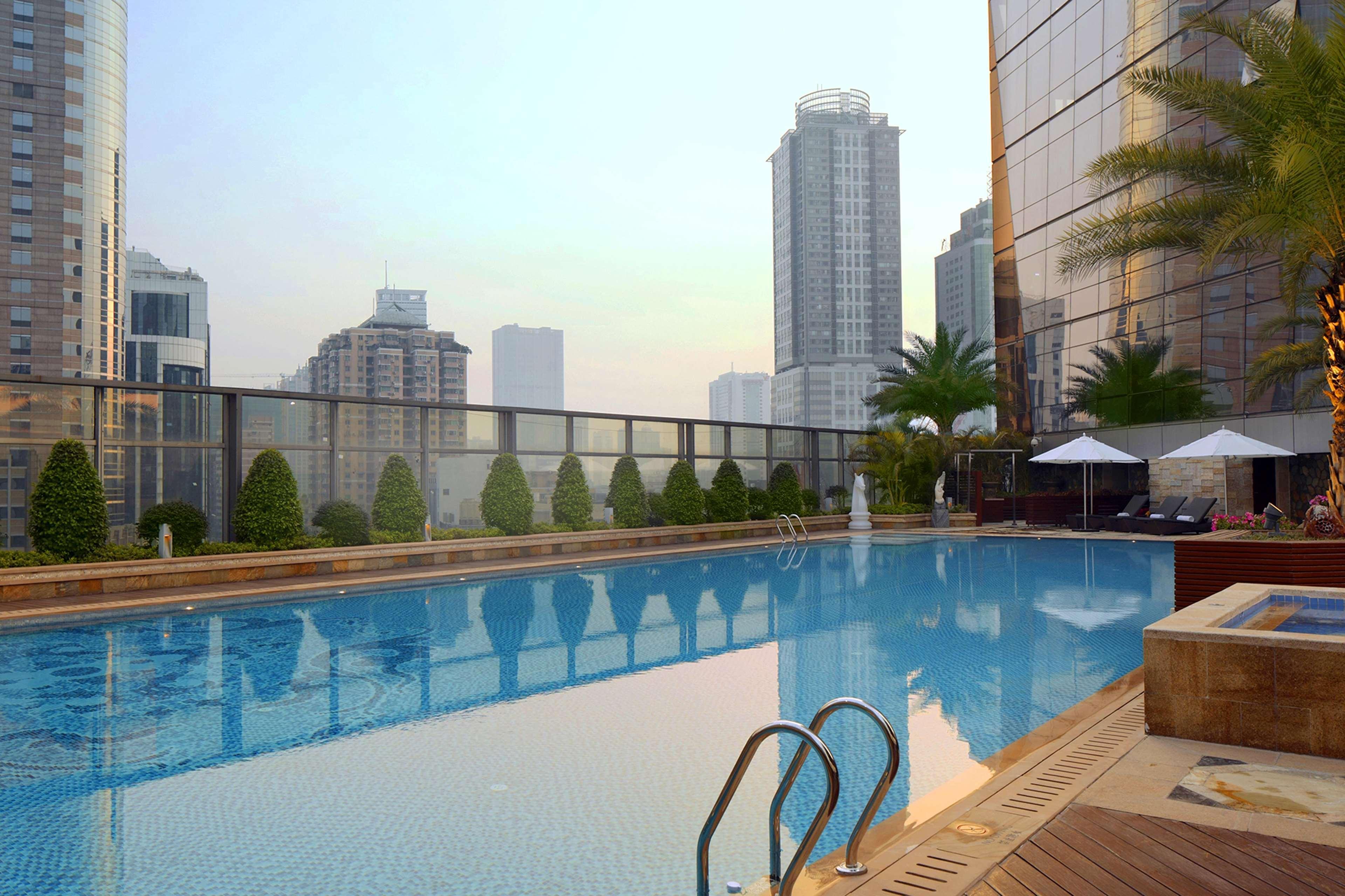 Doubletree By Hilton Guangzhou-Free Shuttle Bus To Canton Fair Complex & Overseas Buyer Registration Services During Canton Fair Period Exteriér fotografie