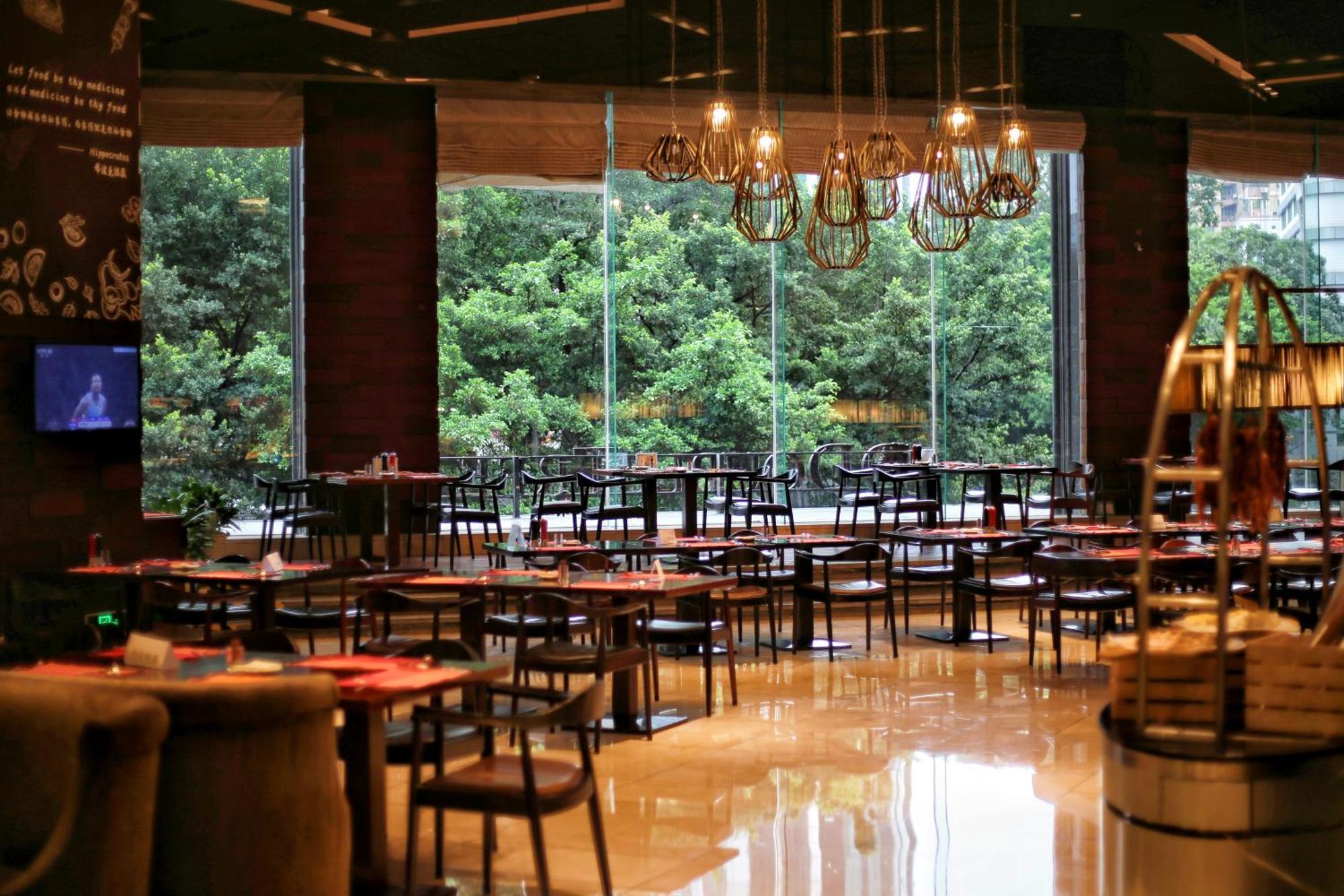 Doubletree By Hilton Guangzhou-Free Shuttle Bus To Canton Fair Complex & Overseas Buyer Registration Services During Canton Fair Period Exteriér fotografie