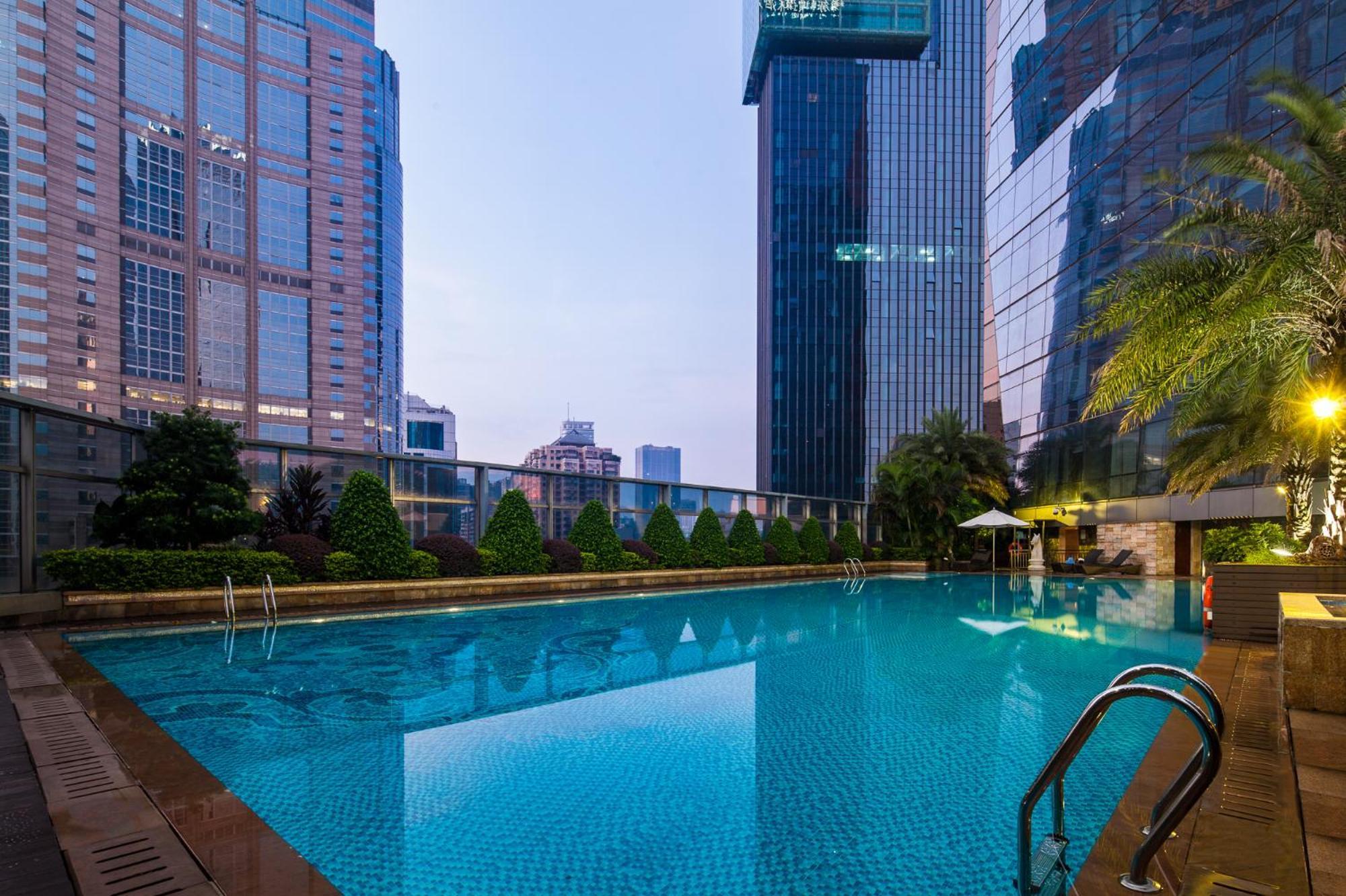 Doubletree By Hilton Guangzhou-Free Shuttle Bus To Canton Fair Complex & Overseas Buyer Registration Services During Canton Fair Period Exteriér fotografie
