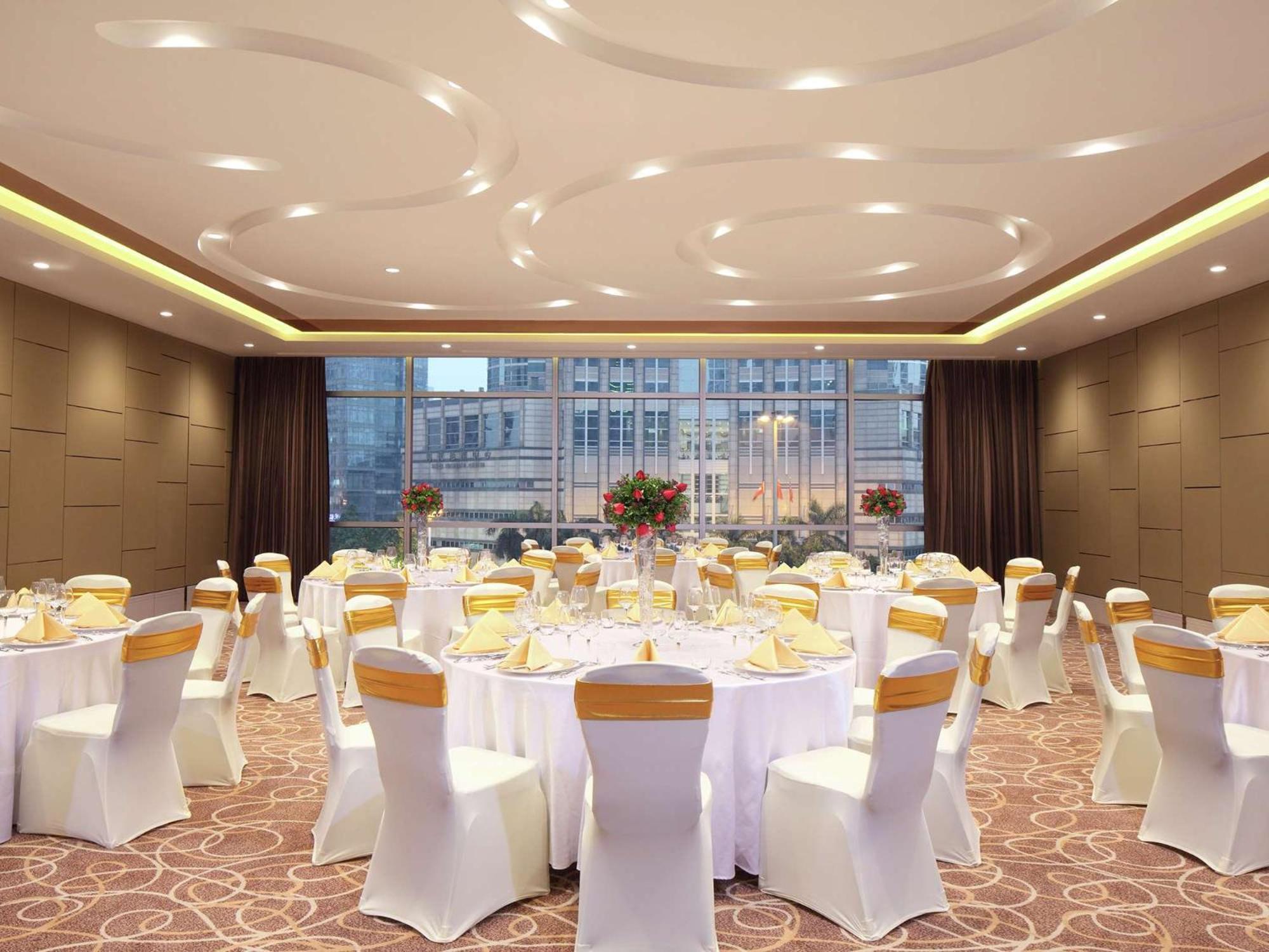 Doubletree By Hilton Guangzhou-Free Shuttle Bus To Canton Fair Complex & Overseas Buyer Registration Services During Canton Fair Period Exteriér fotografie