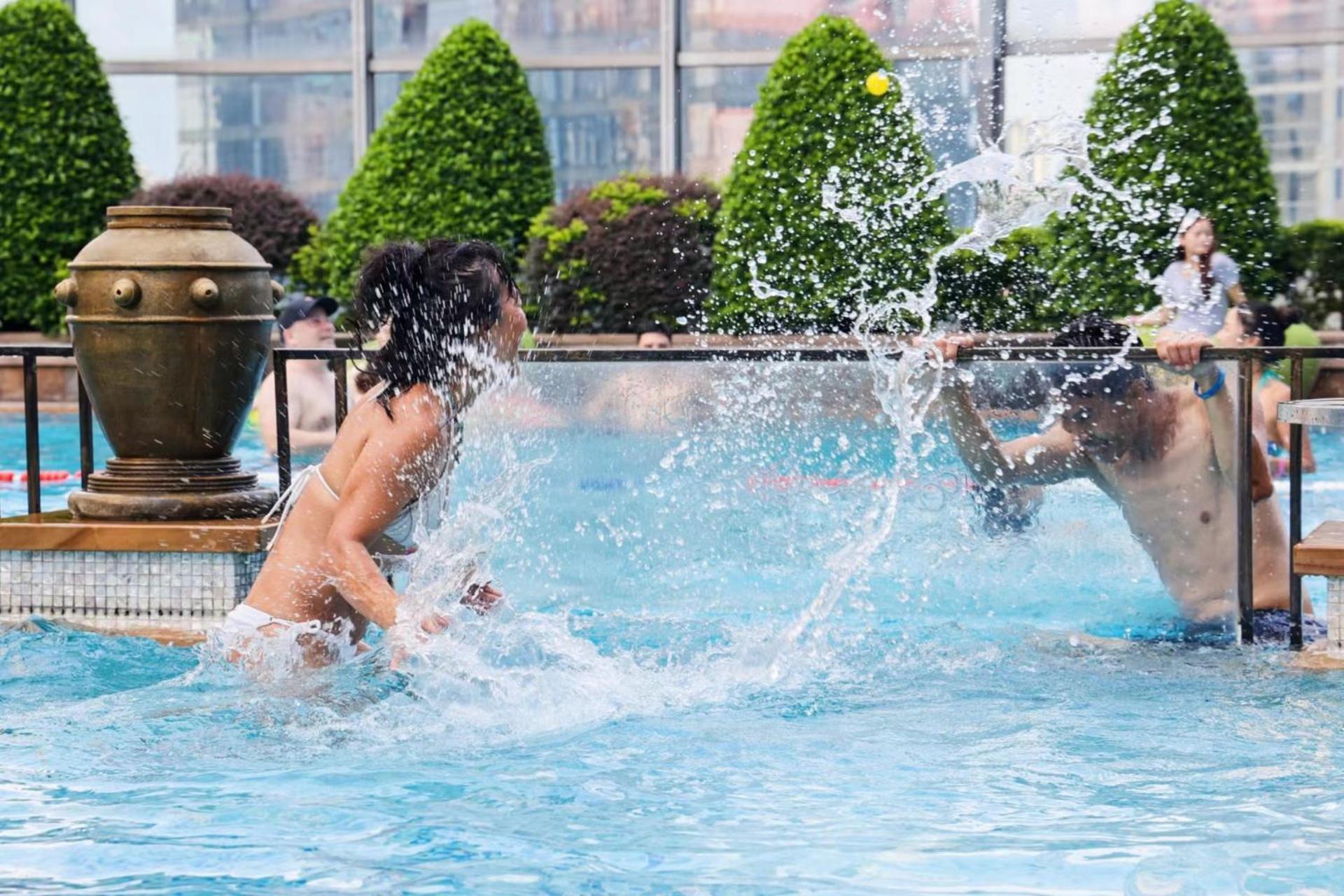 Doubletree By Hilton Guangzhou-Free Shuttle Bus To Canton Fair Complex & Overseas Buyer Registration Services During Canton Fair Period Exteriér fotografie